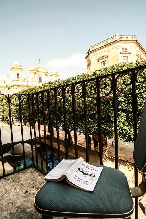 Apartamento Pepe Concetta E La Movida Noto Exterior foto