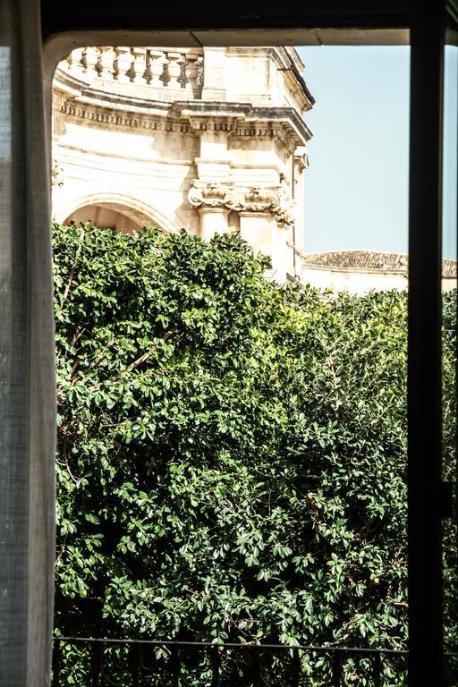 Apartamento Pepe Concetta E La Movida Noto Exterior foto