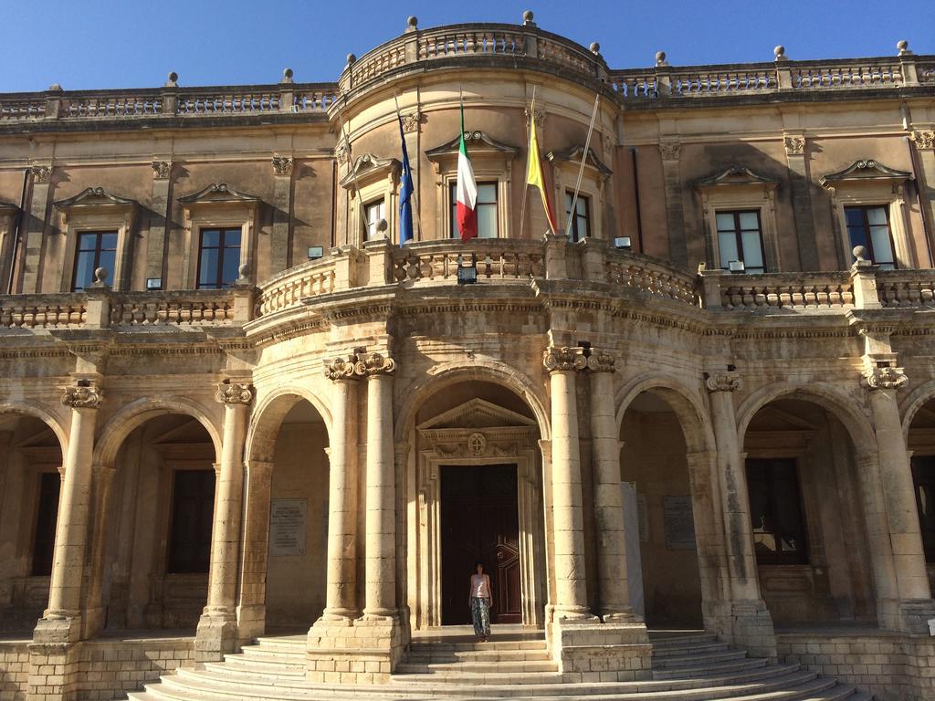 Apartamento Pepe Concetta E La Movida Noto Exterior foto